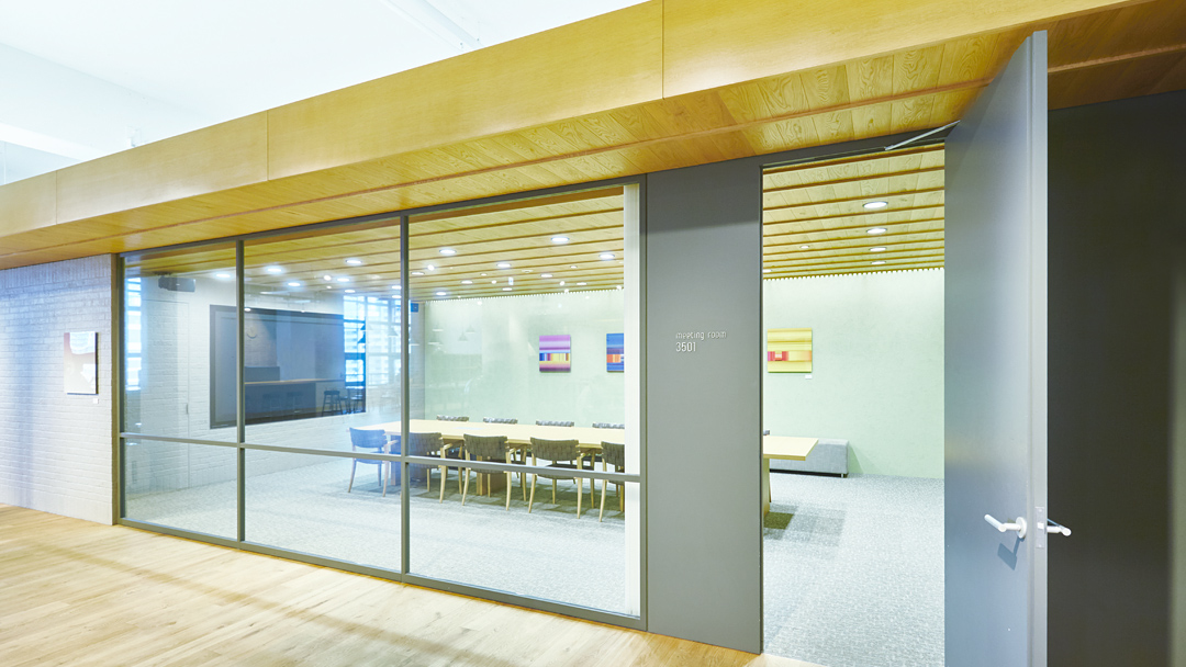 オフィス写真04